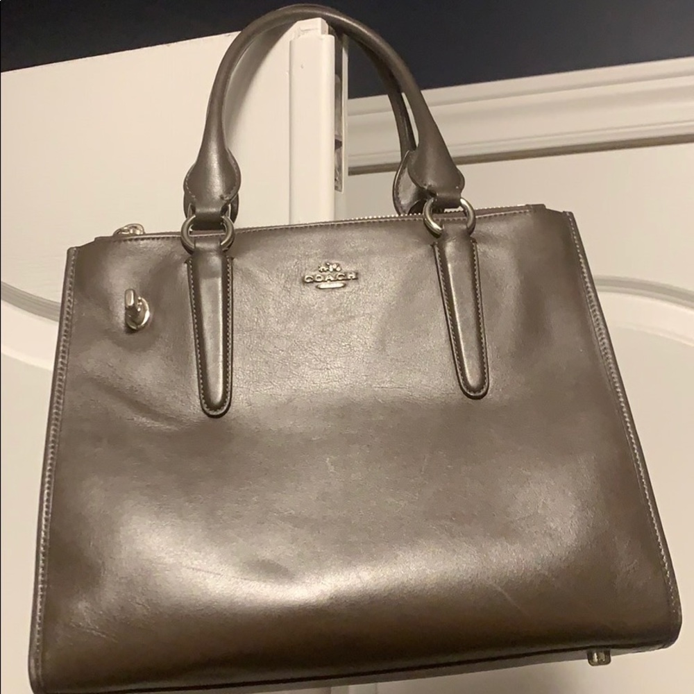 Coach carryall. Dark brown leather.